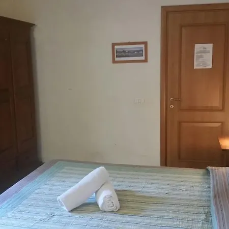 Affittacamere La Casina Гостевой дом